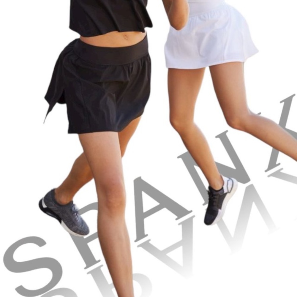 Spanx Get moving Skort in White/Gray Size Lg.